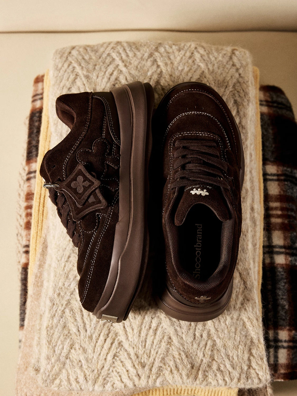 Varied Sneakers Brown